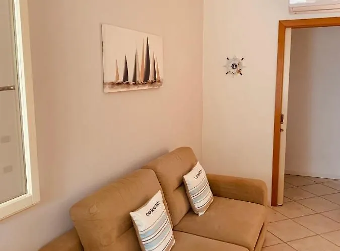 Residenza Anna Maria דירה קרוטונה