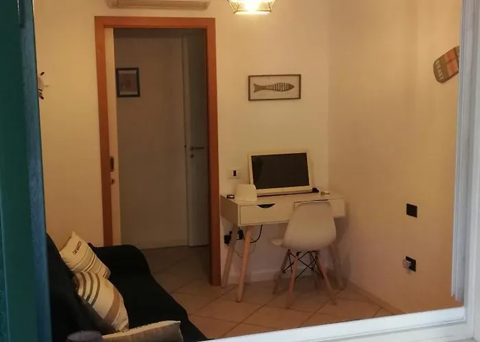 Residenza Anna Maria דירה קרוטונה